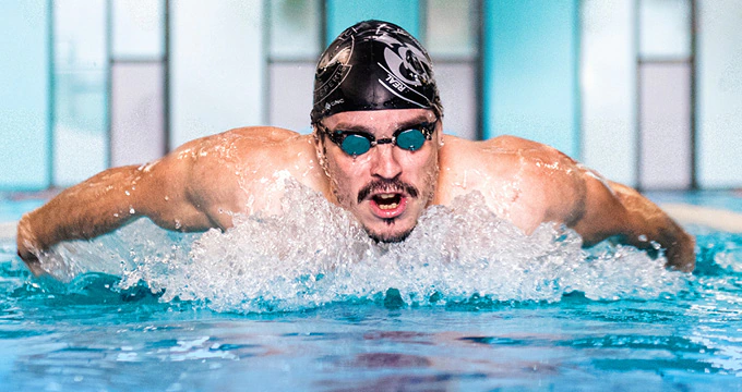 Cursos de natación para adultos